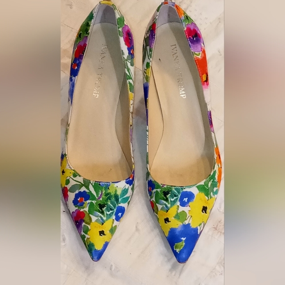 Ivanka Trump | Flowers Stiletto Heels - Picture 2 of 7